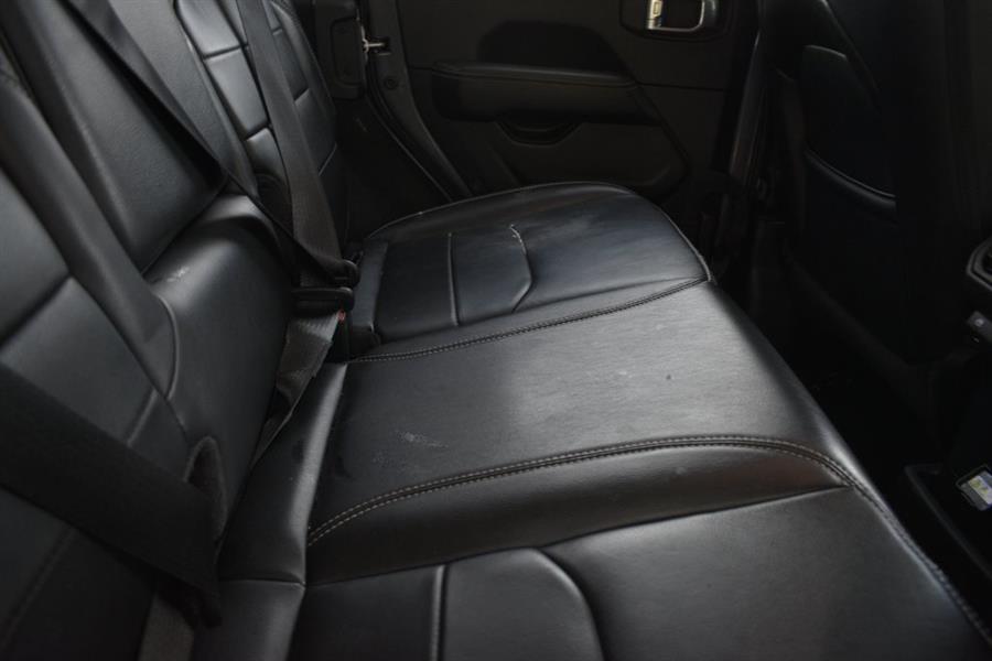 2023 Jeep Wrangler Sahara 4xe photo