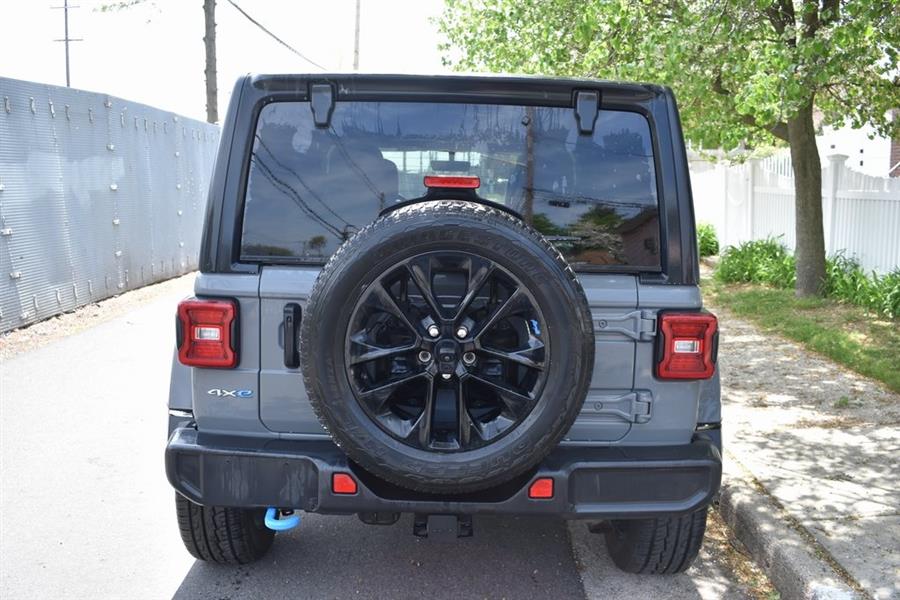 2023 Jeep Wrangler Sahara 4xe photo