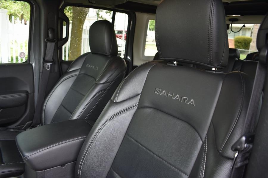 2023 Jeep Wrangler Sahara 4xe photo