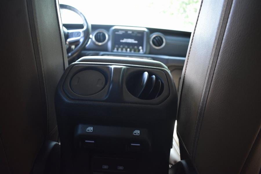 2023 Jeep Wrangler Sahara 4xe photo
