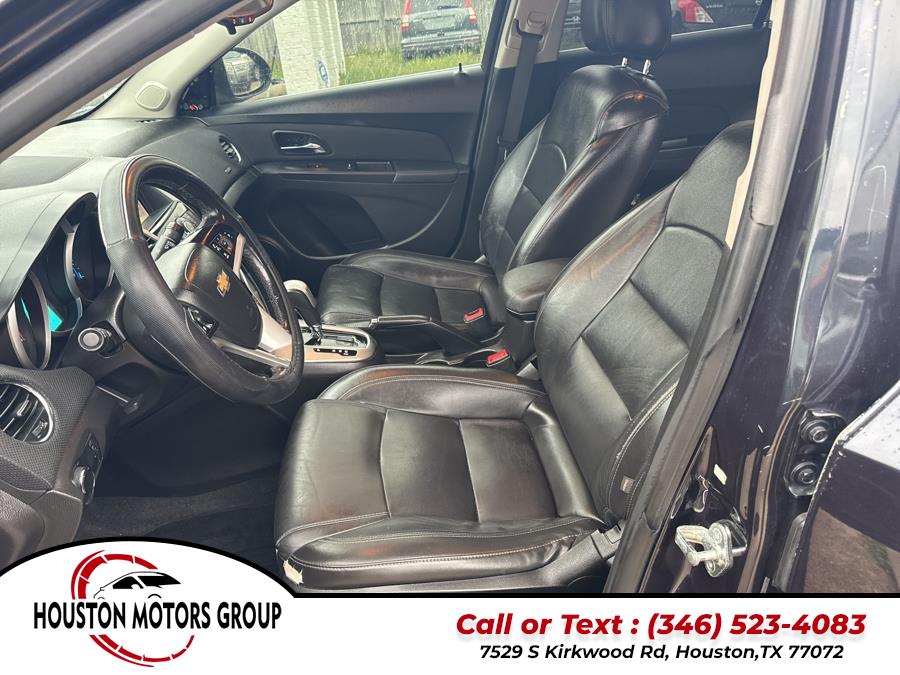 2015 Chevrolet Cruze 4dr Sdn Auto 2LT photo