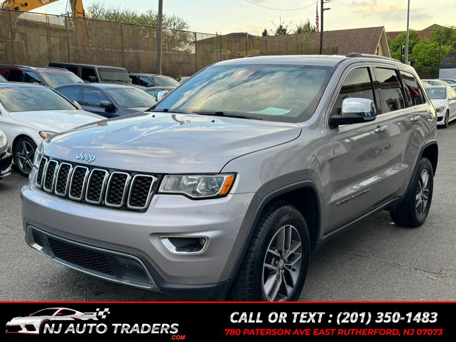 2017 Jeep Grand Cherokee Limited 4x4 photo