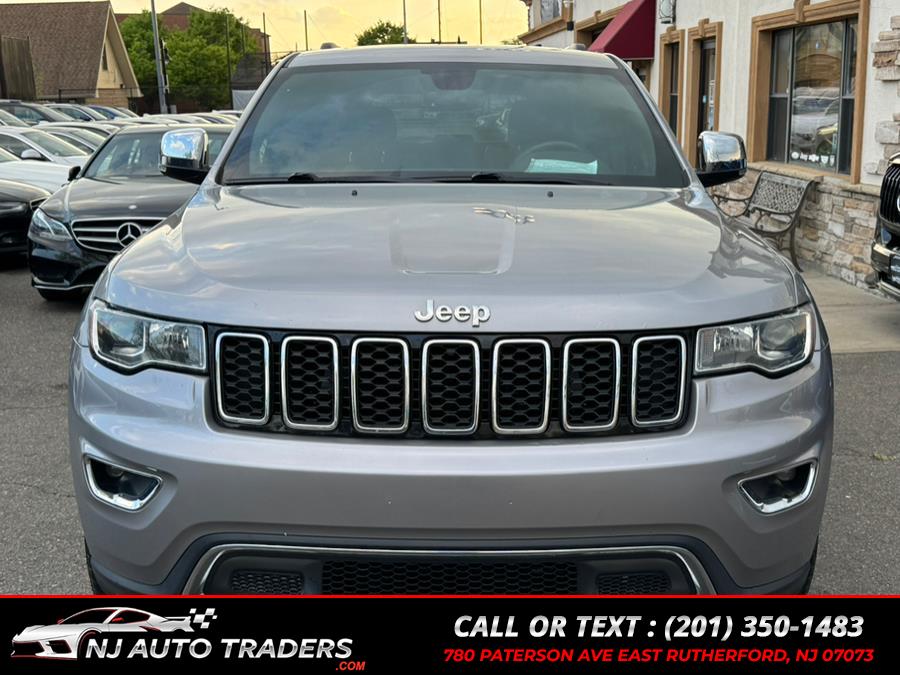 2017 Jeep Grand Cherokee Limited 4x4 photo