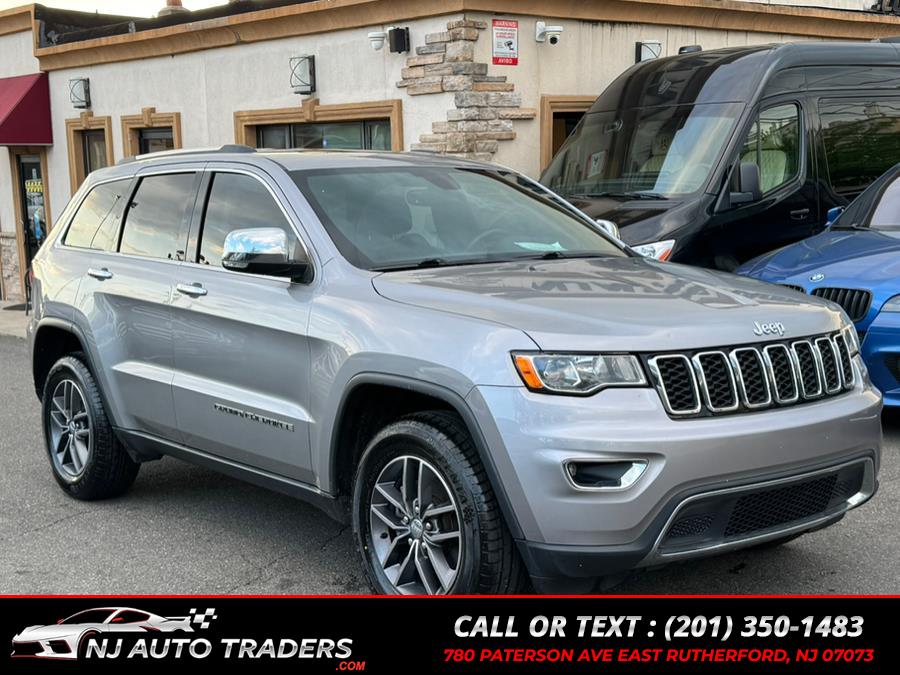 2017 Jeep Grand Cherokee Limited 4x4 photo