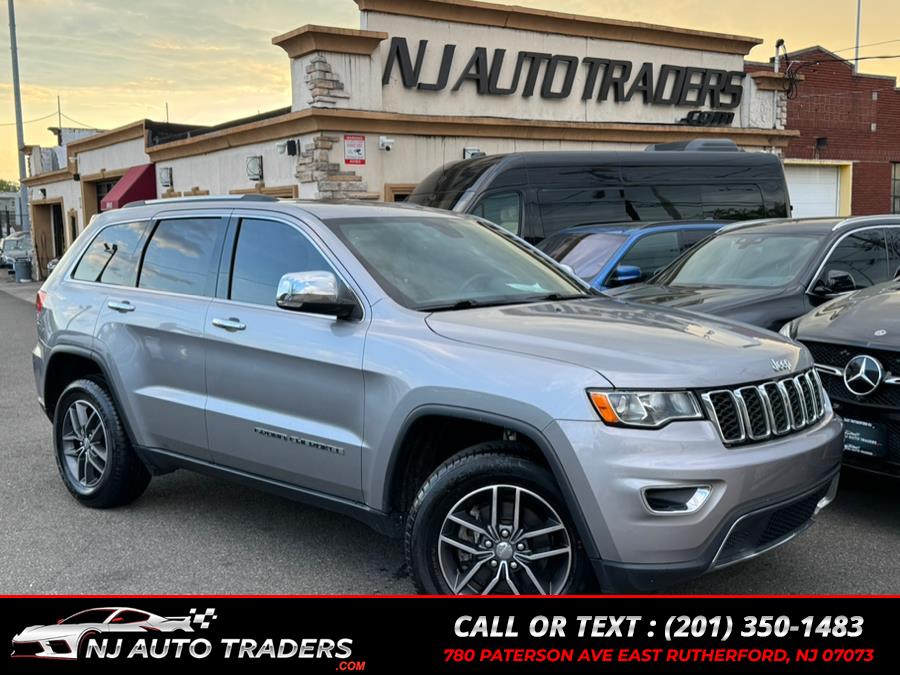 2017 Jeep Grand Cherokee Limited 4x4 photo
