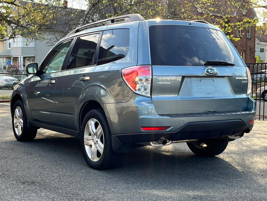 2010 Subaru Forester 2.5X Premium photo