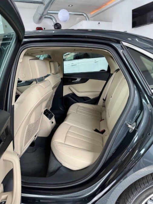 2018 Audi A4 2.0 TFSI Tech Premium Plus S T photo