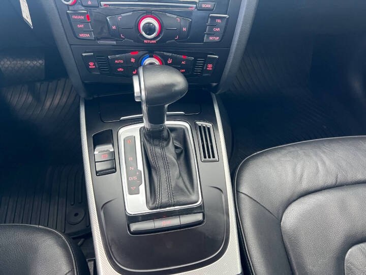 2013 Audi A4 2.0T quattro Premium photo