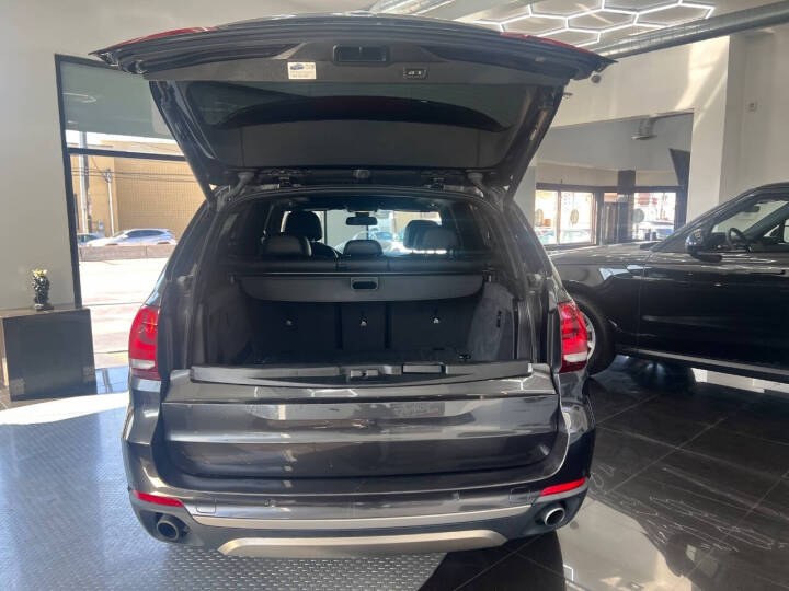 2017 BMW X5 xDrive35i Sports Activity Vehi photo