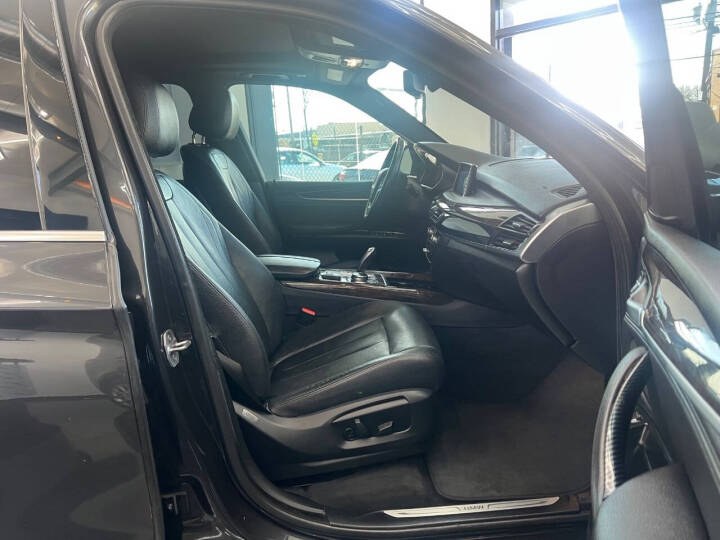 2017 BMW X5 xDrive35i Sports Activity Vehi photo