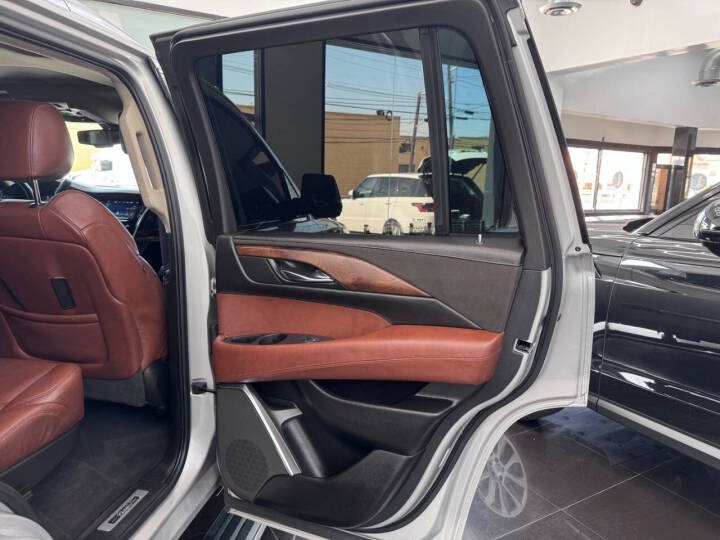 2016 Cadillac Escalade 4WD 4dr Premium Collection photo