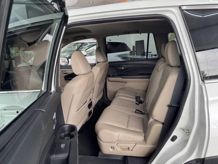 2020 Honda Pilot EX-L AWD photo