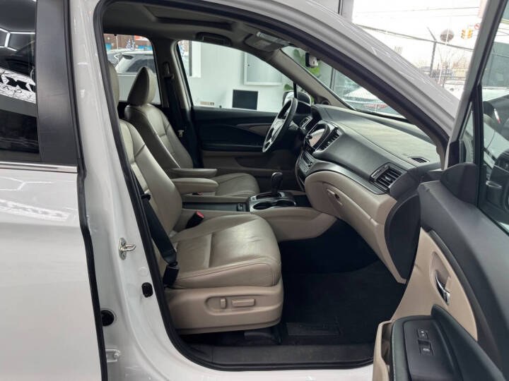2020 Honda Pilot EX-L AWD photo