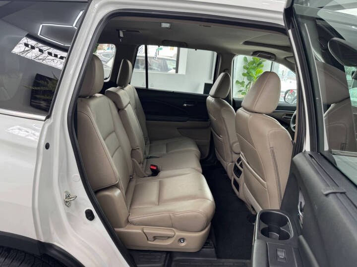 2020 Honda Pilot EX-L AWD photo