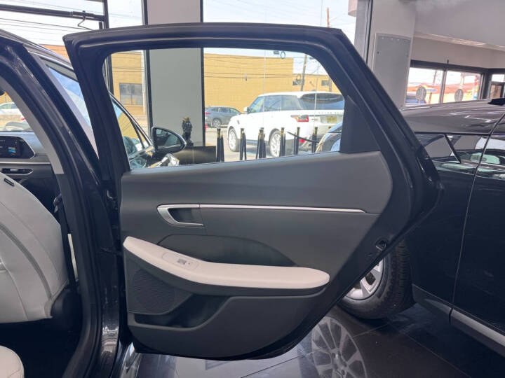 2023 Hyundai Sonata SEL 2.5L *Ltd Avail* photo