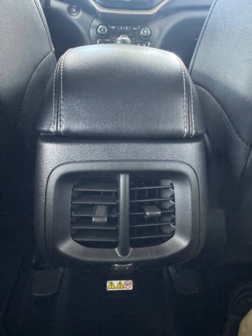 2015 Jeep Cherokee 4WD 4dr Limited photo