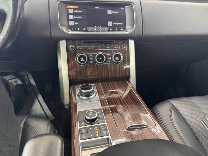 2017 Land Rover Range Rover V6 Supercharged HSE SWB photo
