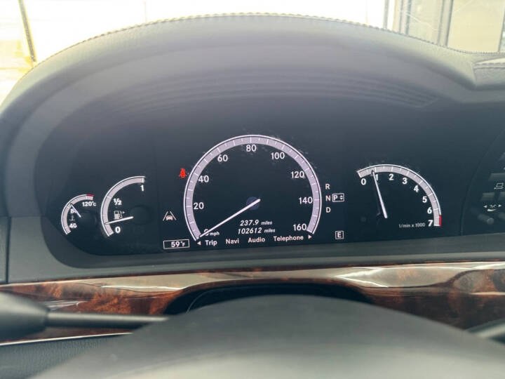 2013 Mercedes-Benz S-Class S550 4MATIC photo