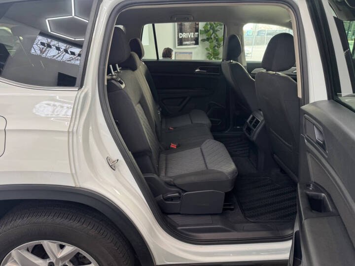 2018 Volkswagen Atlas 3.6L V6 S 4MOTION photo