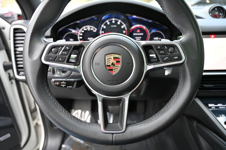 2020 Porsche Cayenne AWD photo