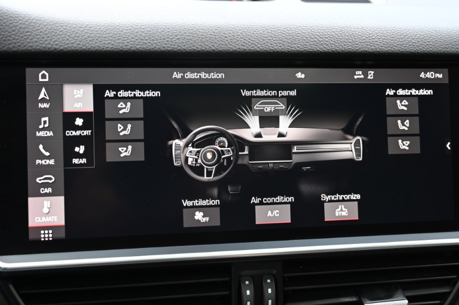 2020 Porsche Cayenne AWD photo