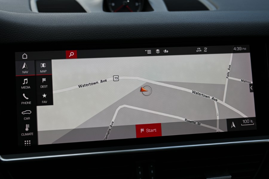 2020 Porsche Cayenne AWD photo