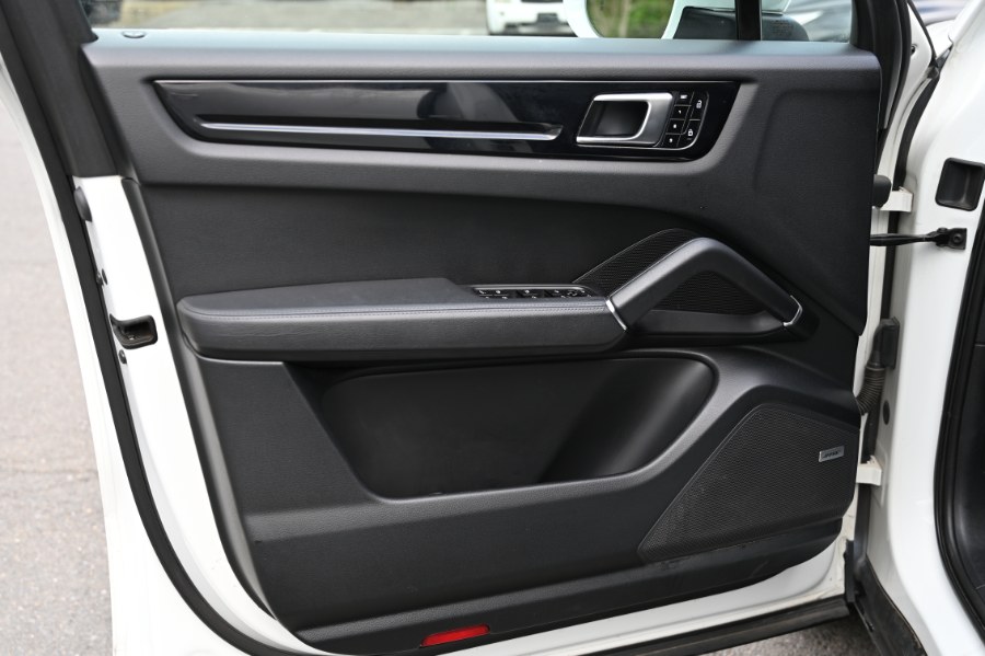 2020 Porsche Cayenne AWD photo