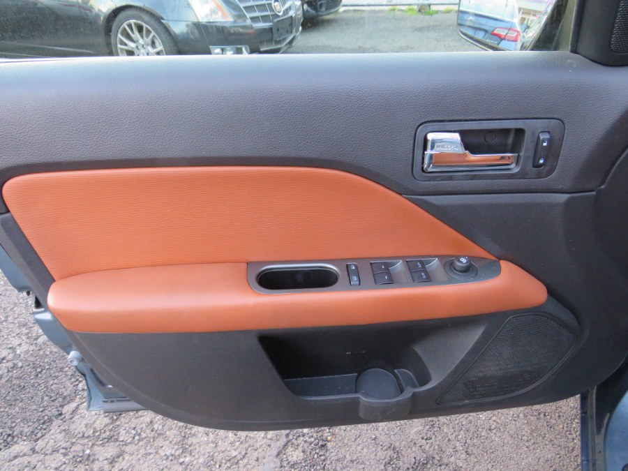 2011 Ford Fusion SEL photo