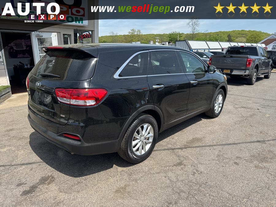 2016 Kia Sorento FWD 4dr 2.4L L photo