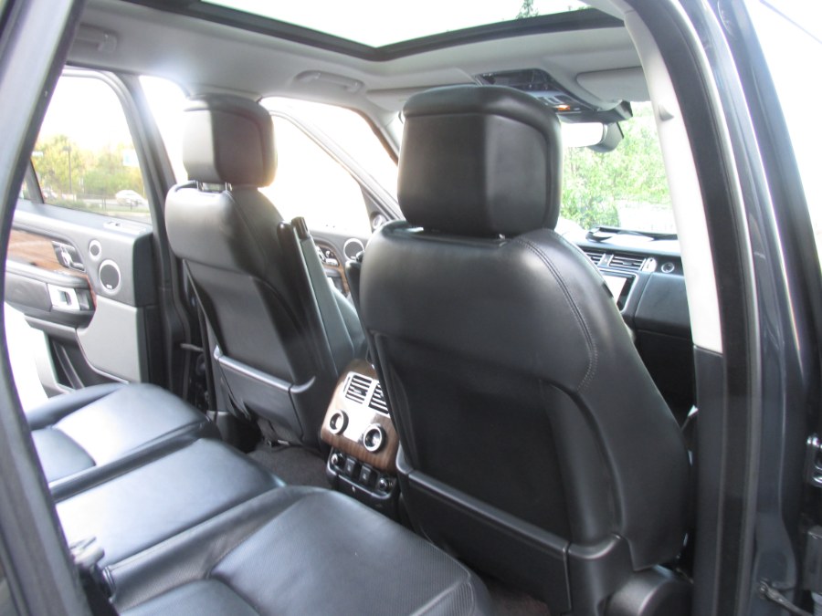 2019 Land Rover Range Rover V6 Supercharged HSE SWB photo