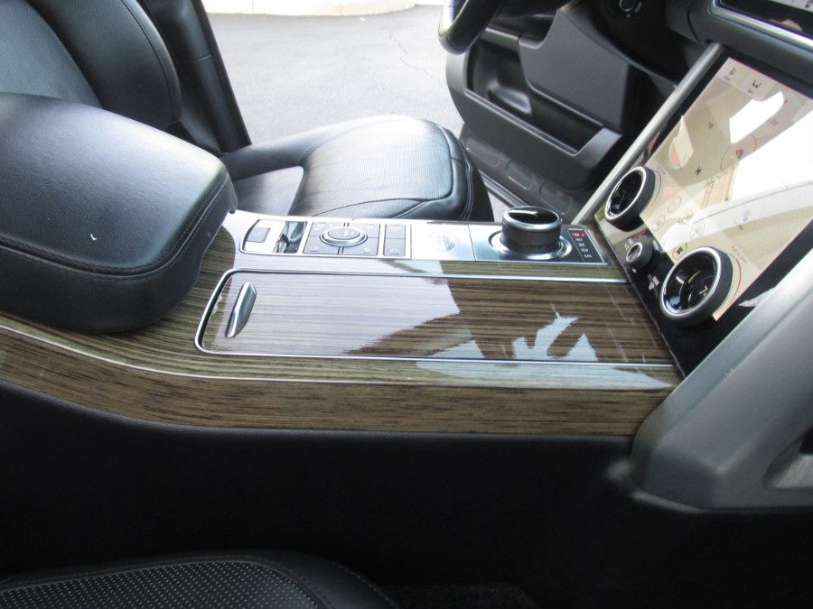 2019 Land Rover Range Rover V6 Supercharged HSE SWB photo
