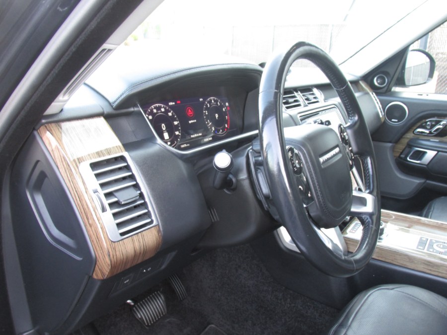 2019 Land Rover Range Rover V6 Supercharged HSE SWB photo