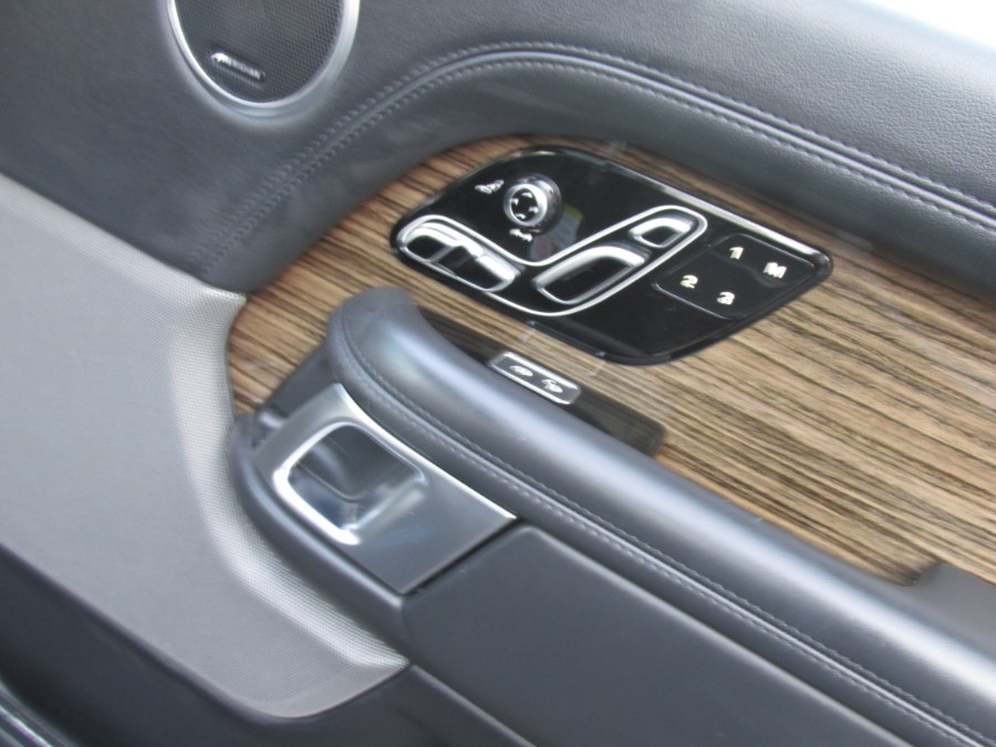 2019 Land Rover Range Rover V6 Supercharged HSE SWB photo