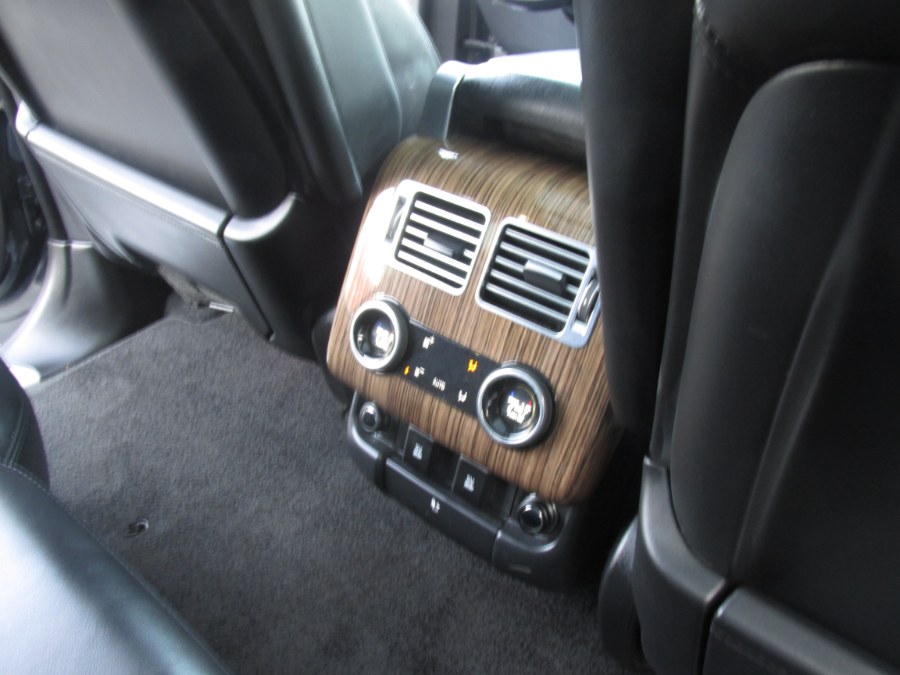 2019 Land Rover Range Rover V6 Supercharged HSE SWB photo