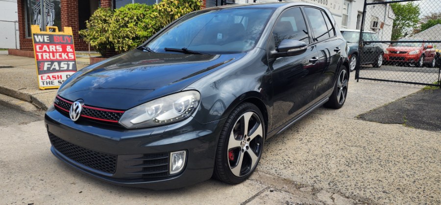 2012 Volkswagen GTI Base PZEV photo