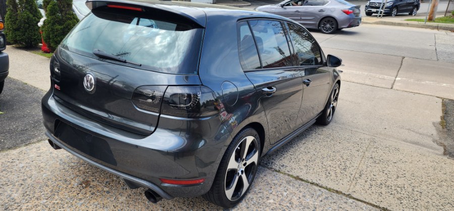 2012 Volkswagen GTI Base PZEV photo
