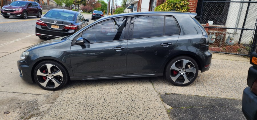 2012 Volkswagen GTI Base PZEV photo