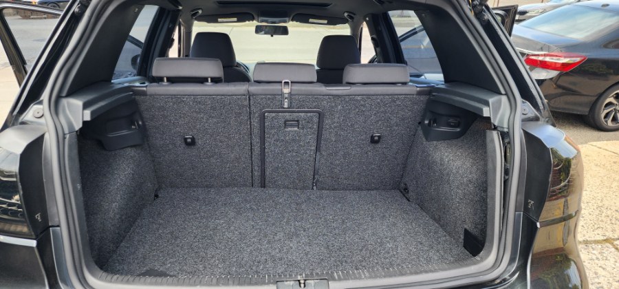 2012 Volkswagen GTI Base PZEV photo