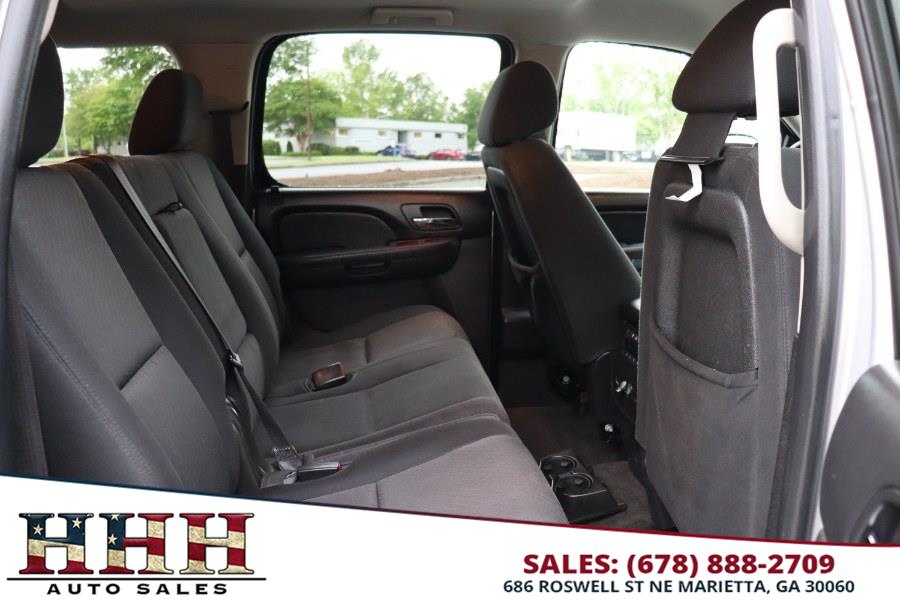 2014 Chevrolet Suburban LS 1500 photo