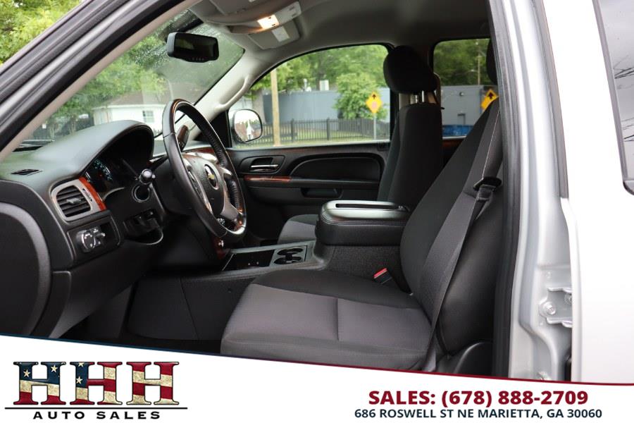 2014 Chevrolet Suburban LS 1500 photo
