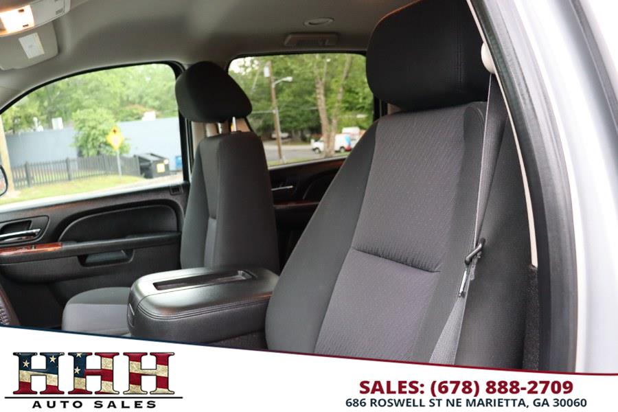 2014 Chevrolet Suburban LS 1500 photo
