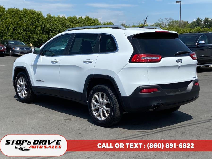 2015 Jeep Cherokee 4WD 4dr Latitude photo