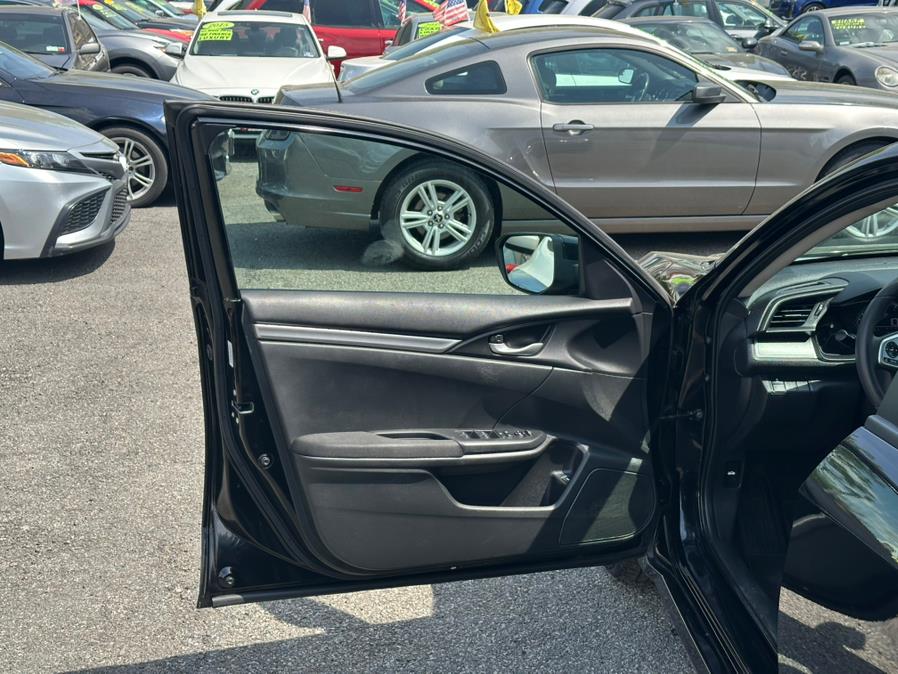 2018 Honda CIVIC SEDAN LX CVT photo