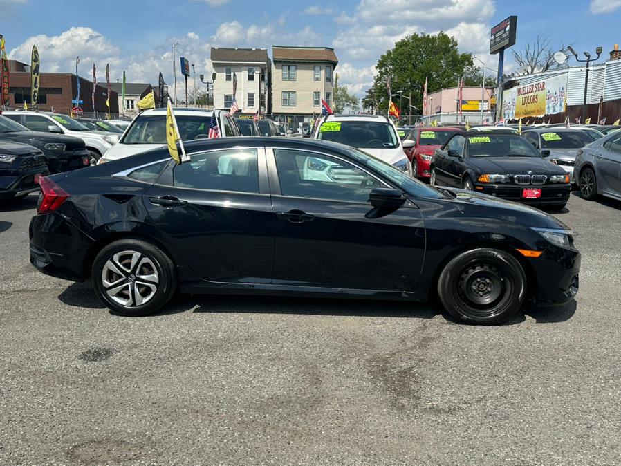 2018 Honda CIVIC SEDAN LX CVT photo