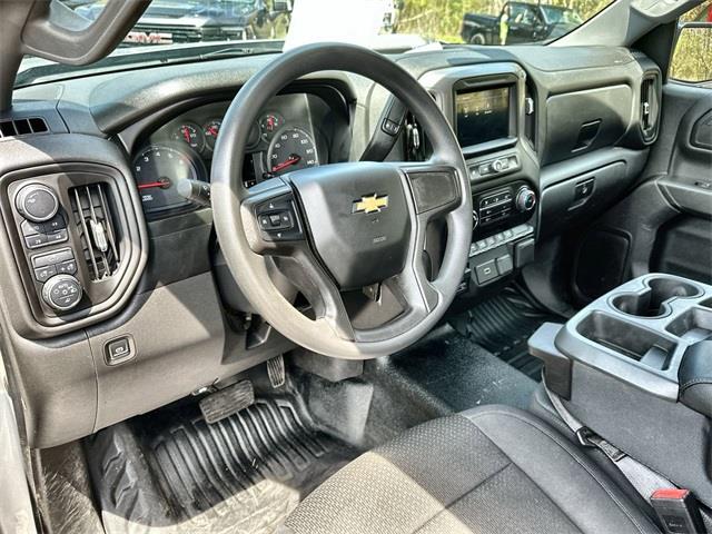2019 Chevrolet Silverado 1500 WT photo