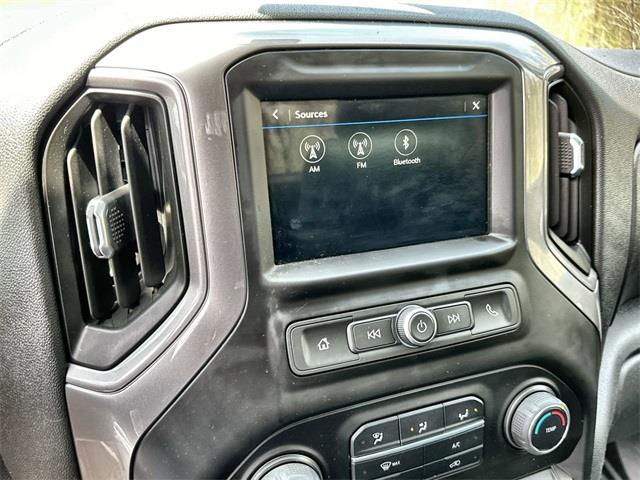 2019 Chevrolet Silverado 1500 WT photo