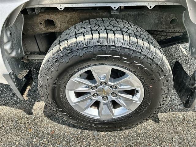 2019 Chevrolet Silverado 1500 WT photo