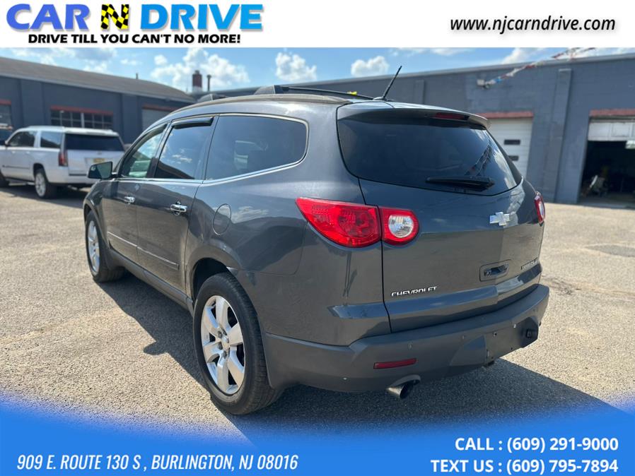 2009 Chevrolet Traverse LTZ photo