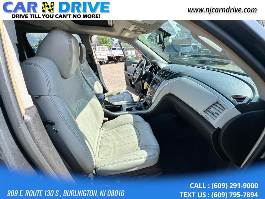 2009 Chevrolet Traverse LTZ photo
