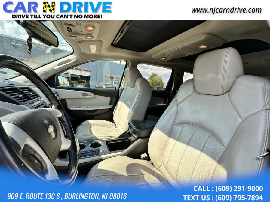 2009 Chevrolet Traverse LTZ photo
